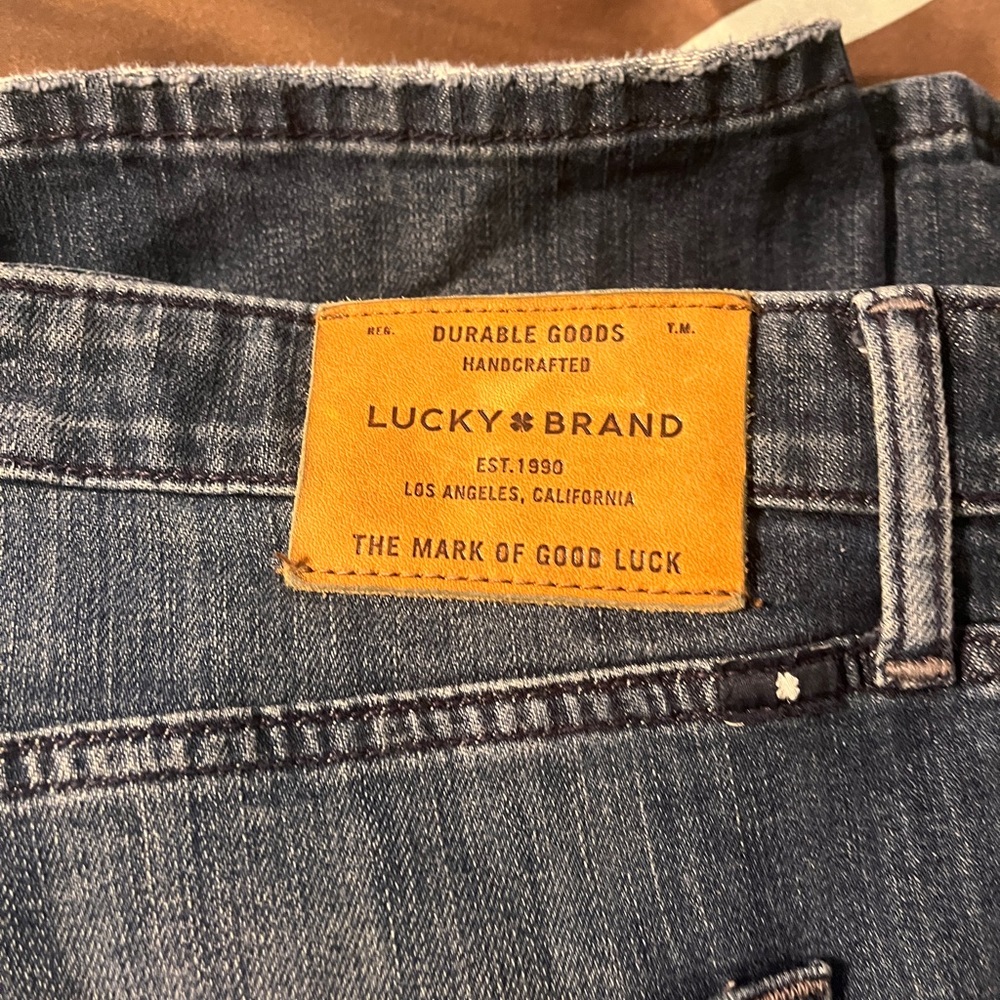 Lucky Jeans
